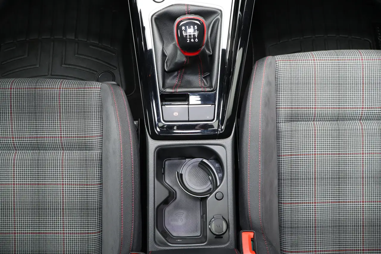 Volkswagen Golf GTI fotografie Volkswagen Golf GTI