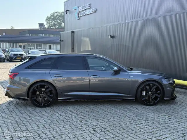 Audi A6 view 10
