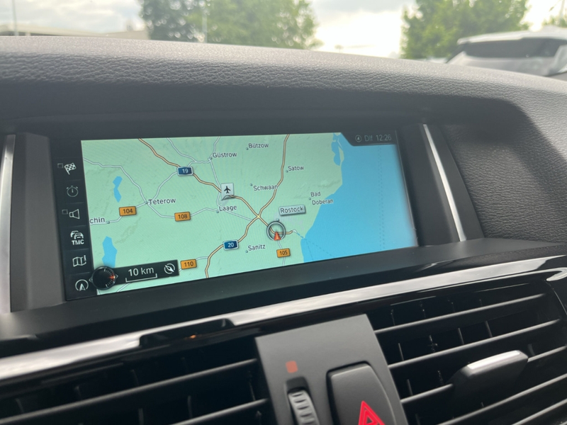 BMW X4 xDrive 20i M Sport/AHK/Panoramadach/Nav/Leder — photo 9
