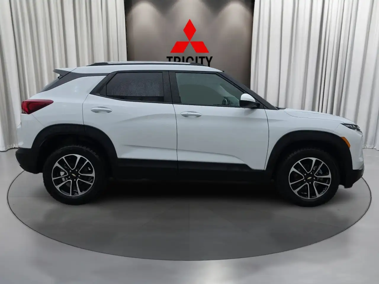 Chevrolet Trailblazer photo Chevrolet Trailblazer