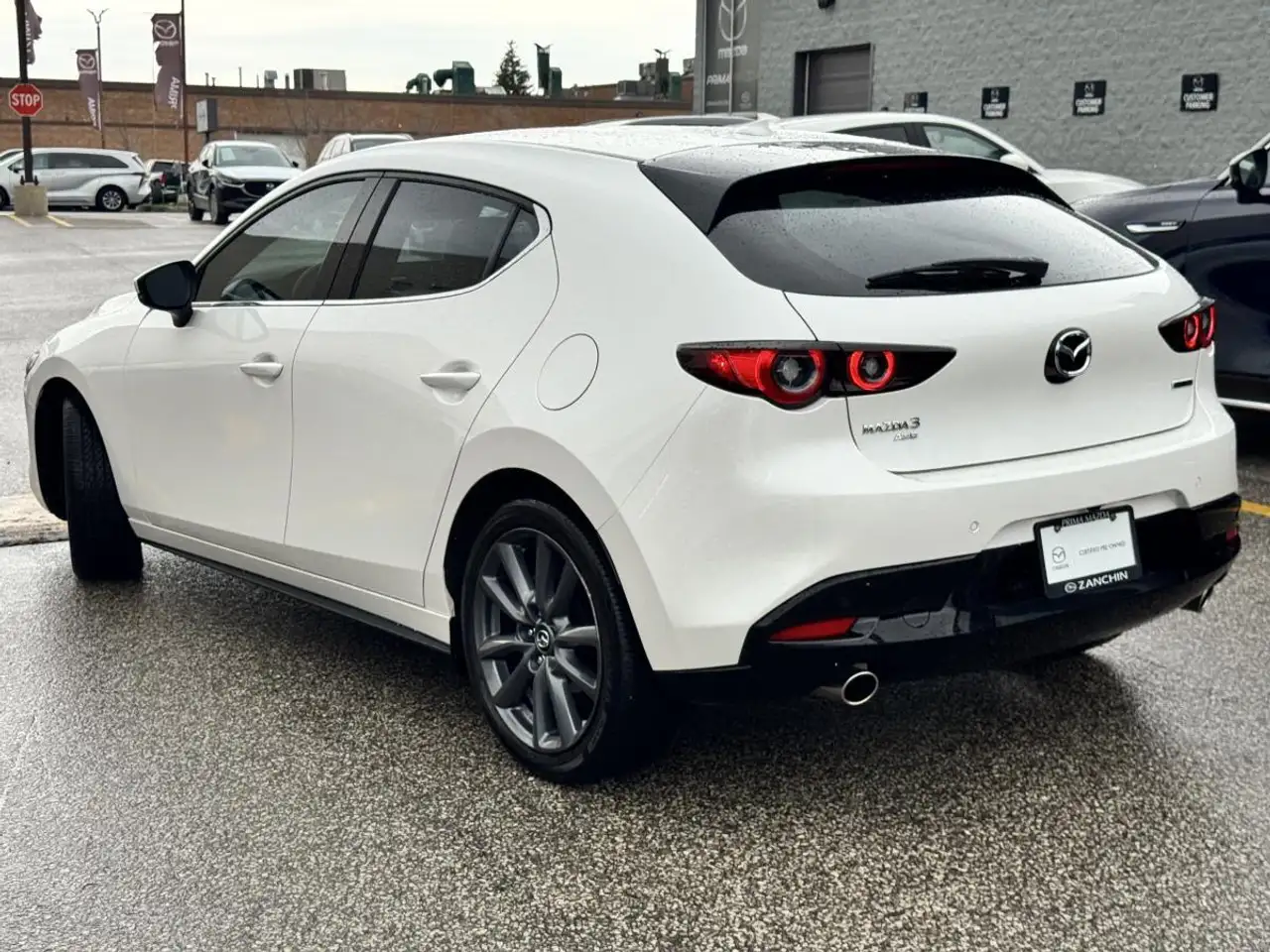 Mazda 3 снимка Mazda 3