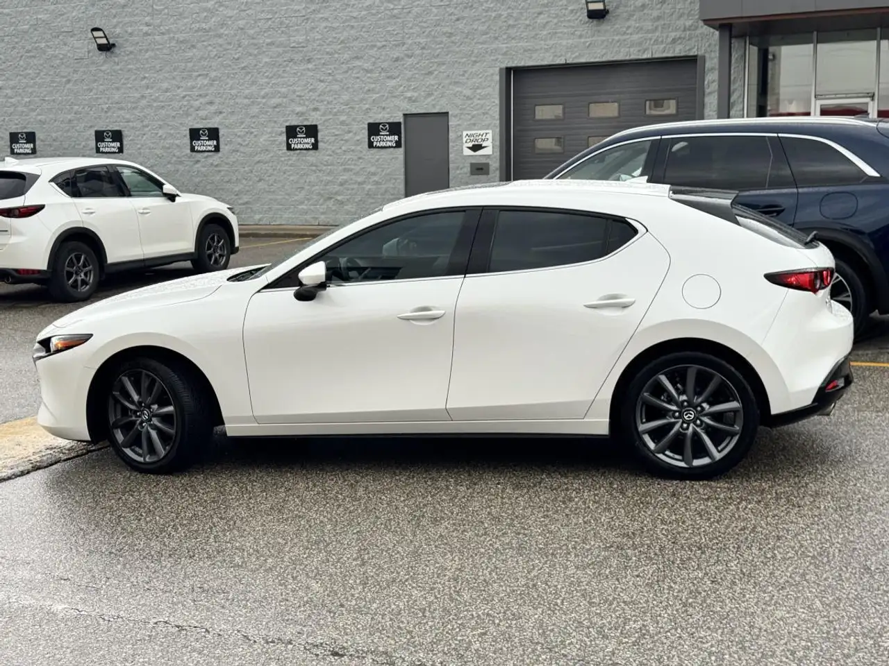 Mazda 3 снимка Mazda 3
