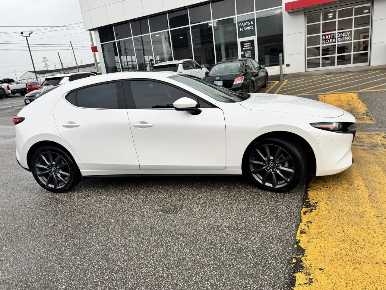Mazda 3 снимка Mazda 3