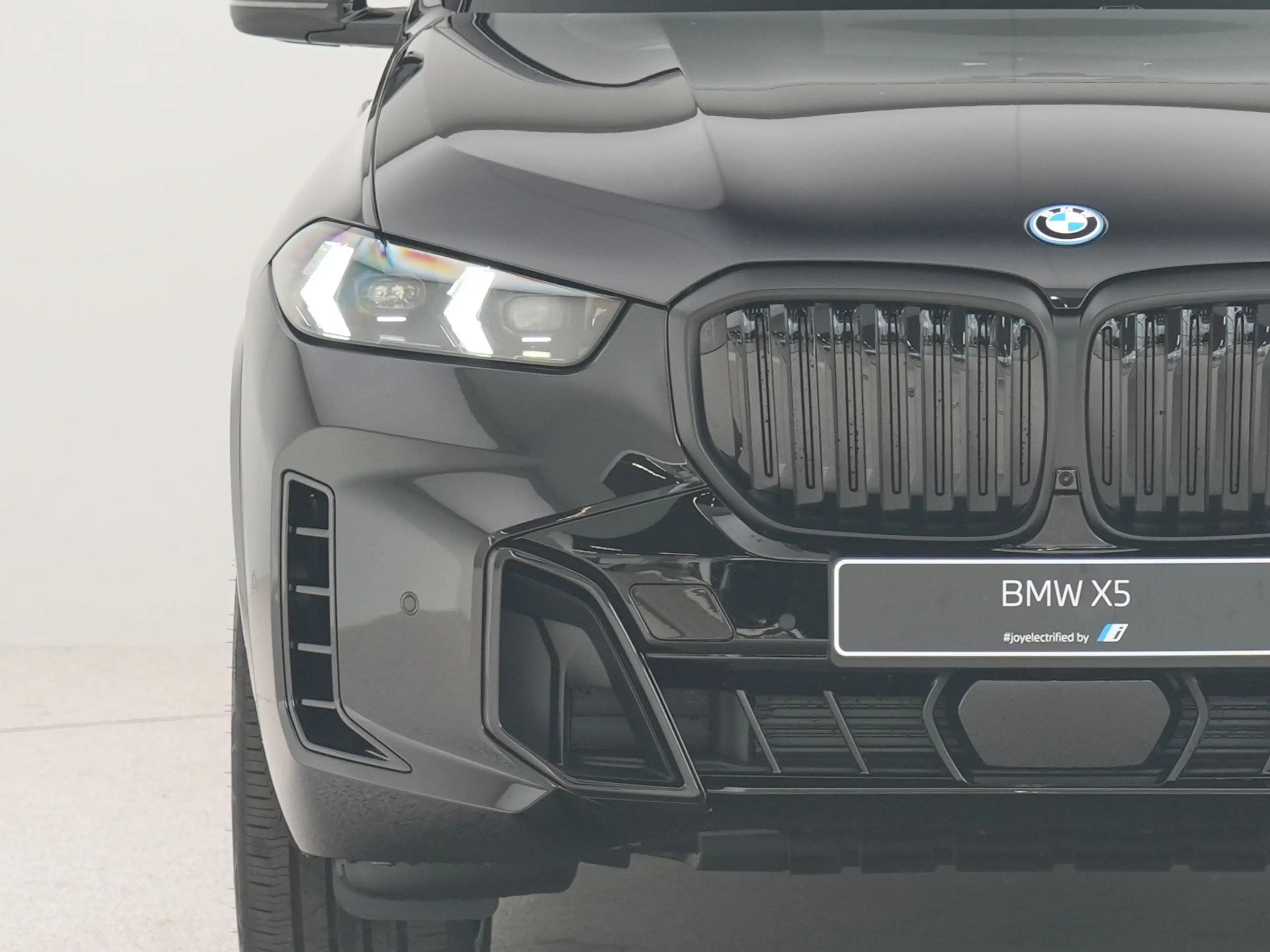 BMW X5 xDrive50e M Performance parts — photo 9