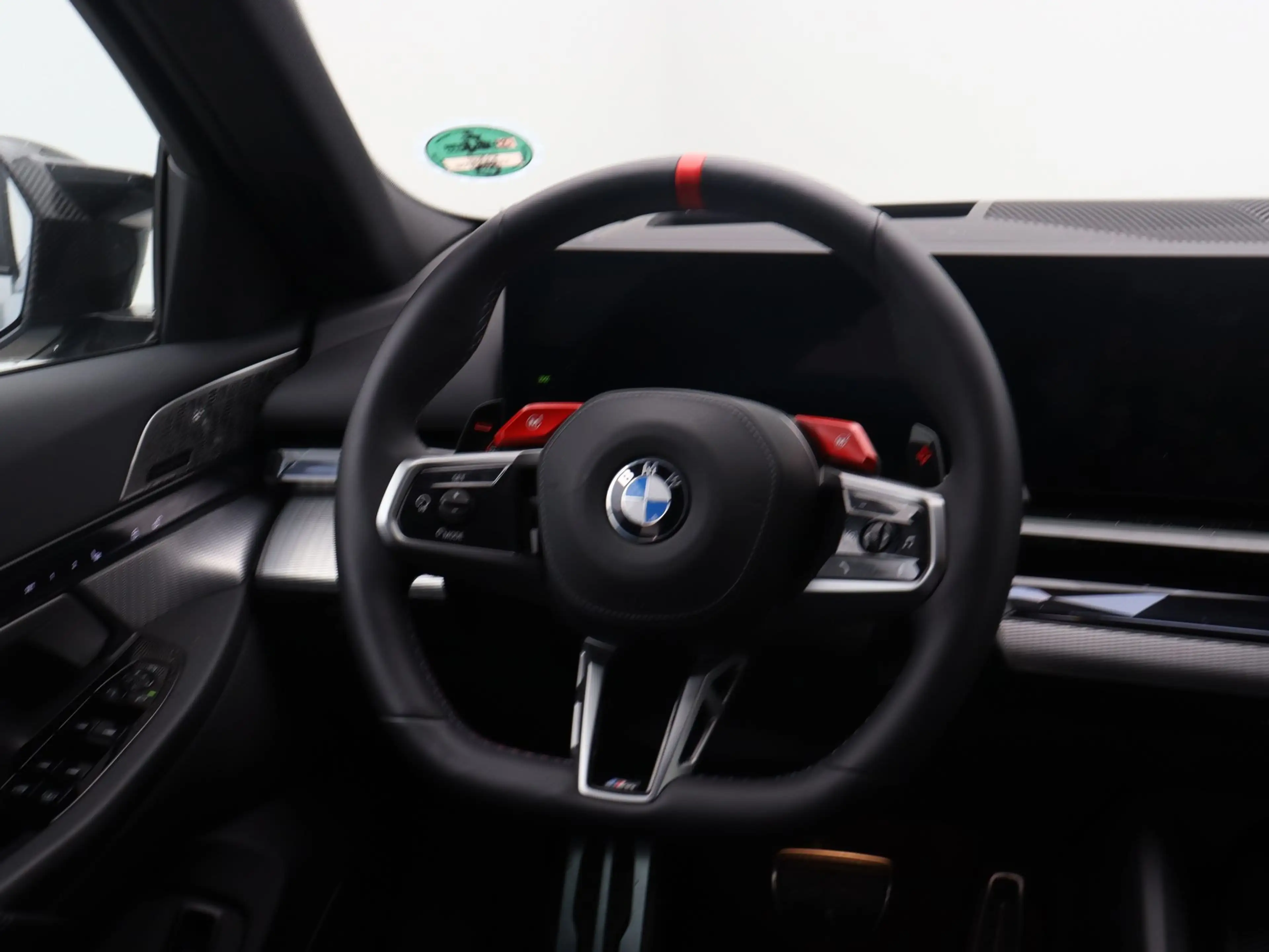 BMW M5 Sedan — photo 2
