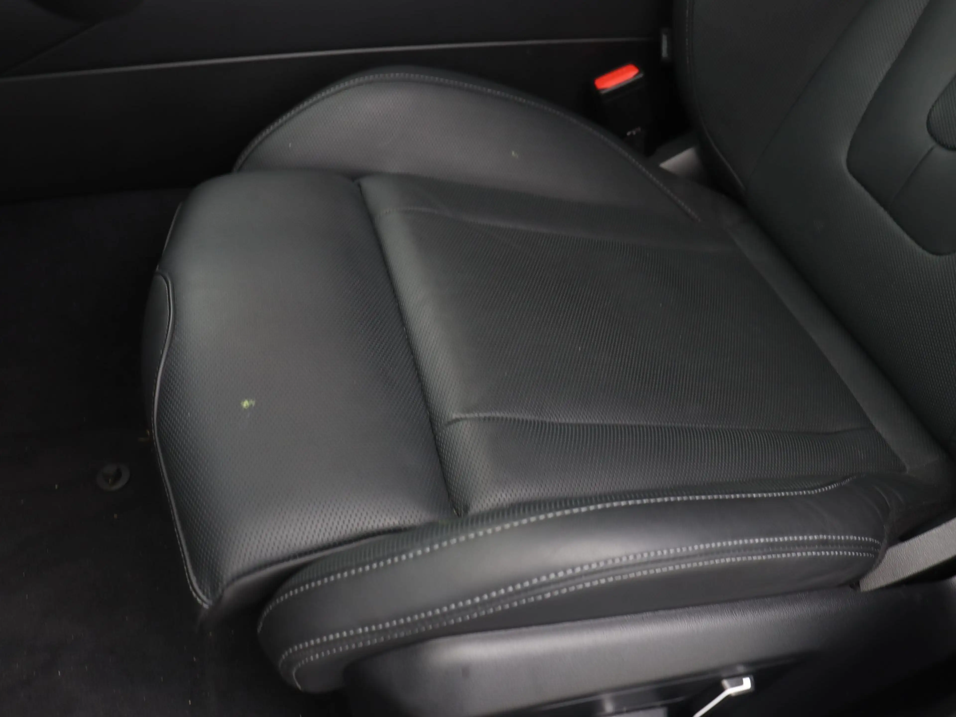 BMW M5 Sedan — photo 15