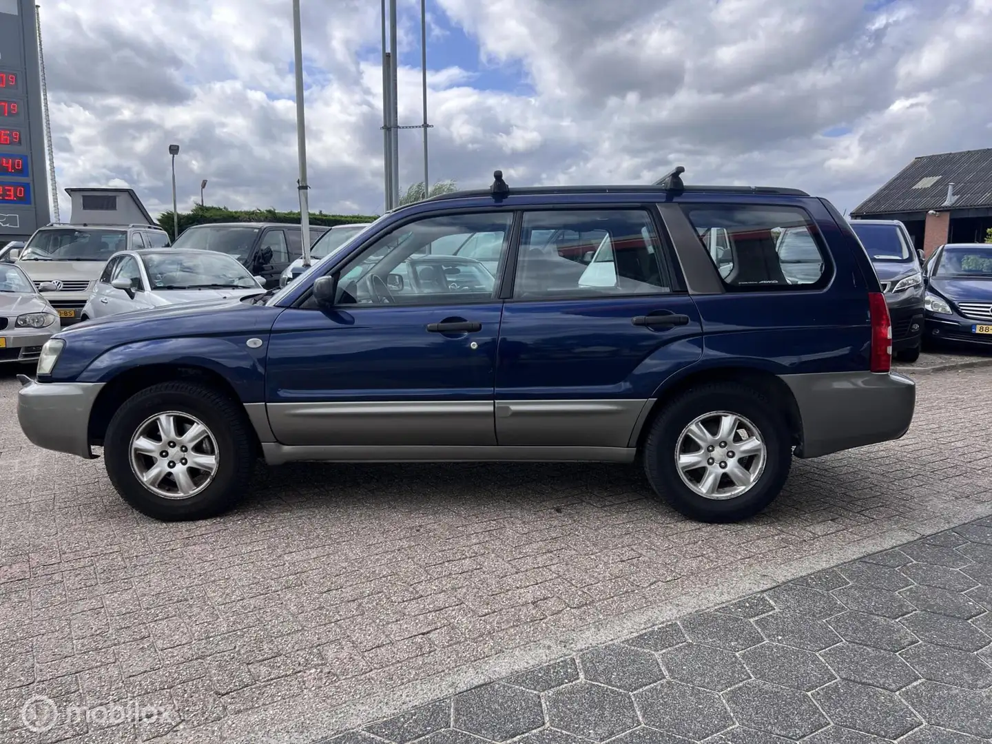 Subaru Forester 2.0 AWD X nieuwe APK 11-2026 Blauw - 2