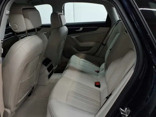 Audi A6 view 13
