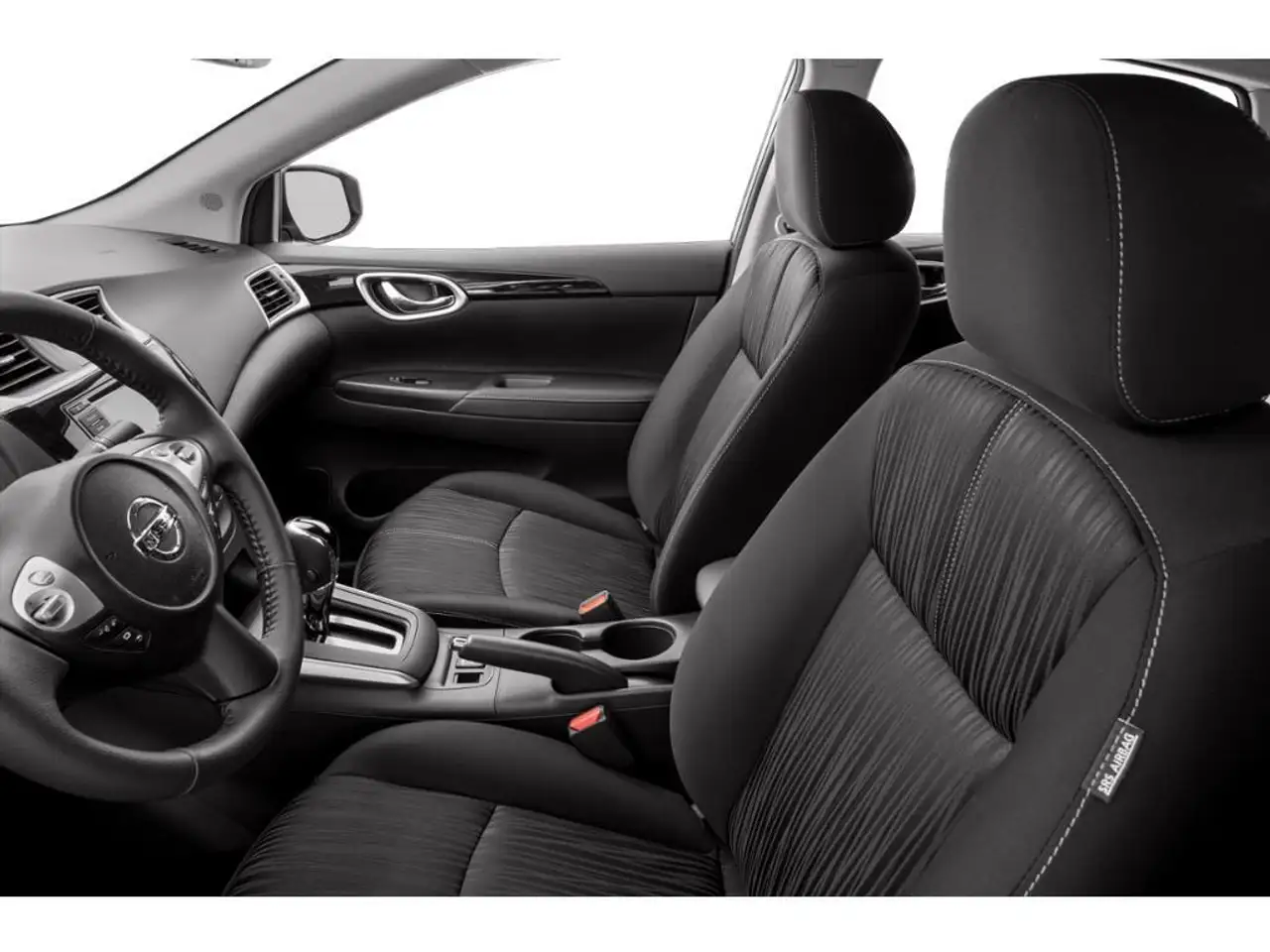 Nissan Sentra fotografie Nissan Sentra
