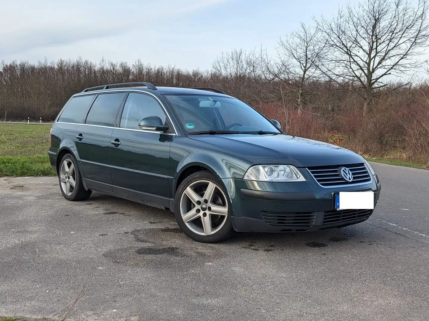 Volkswagen Passat Variant Passat Variant 2.0 TDI TÜV NEU 03/2026 Grün - 1