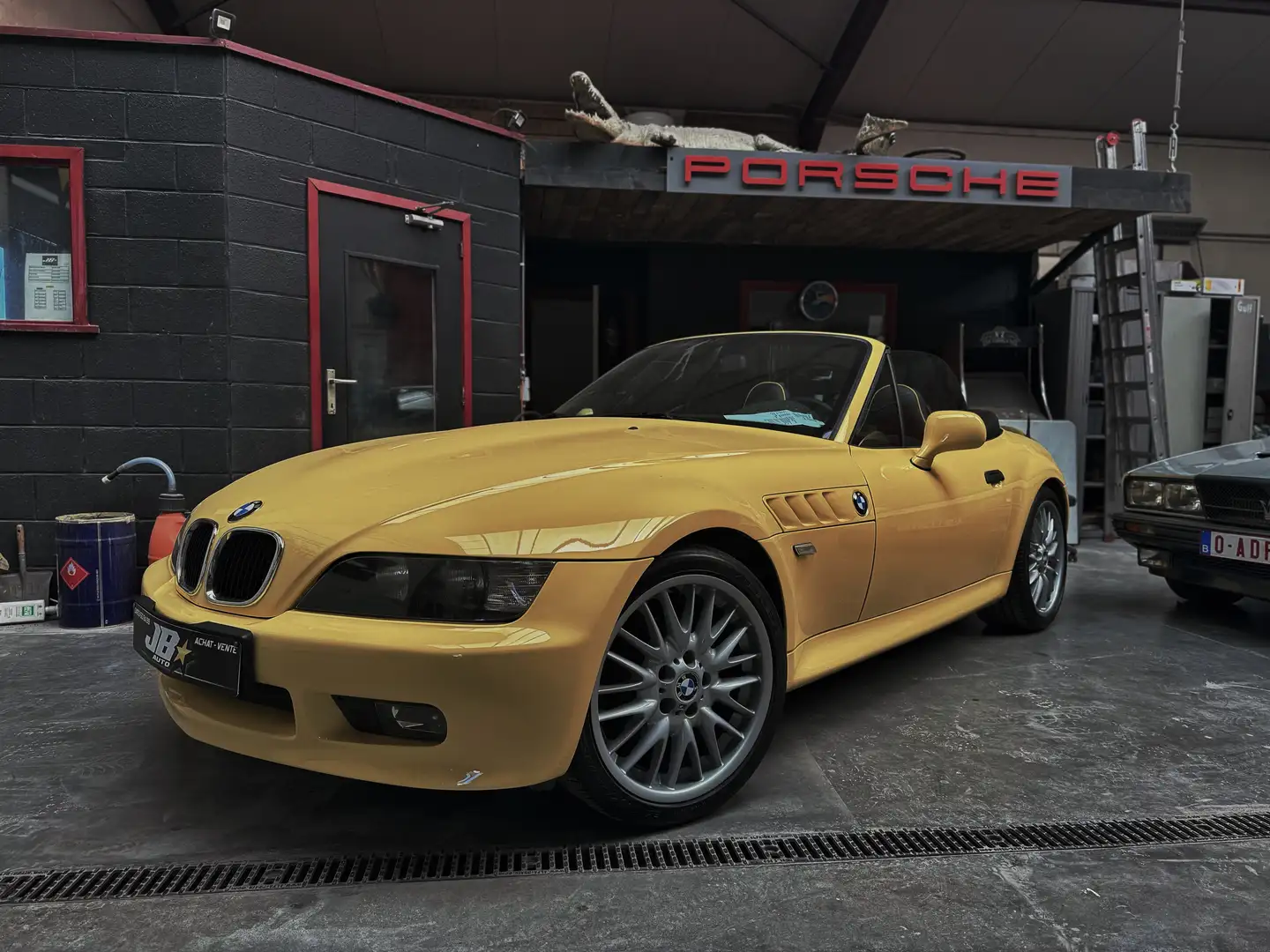 BMW Z3 1.8i Serie INDIVIDUAL ‼️ Jaune - 1