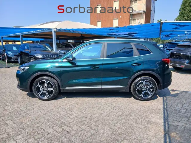MG ZS view 3