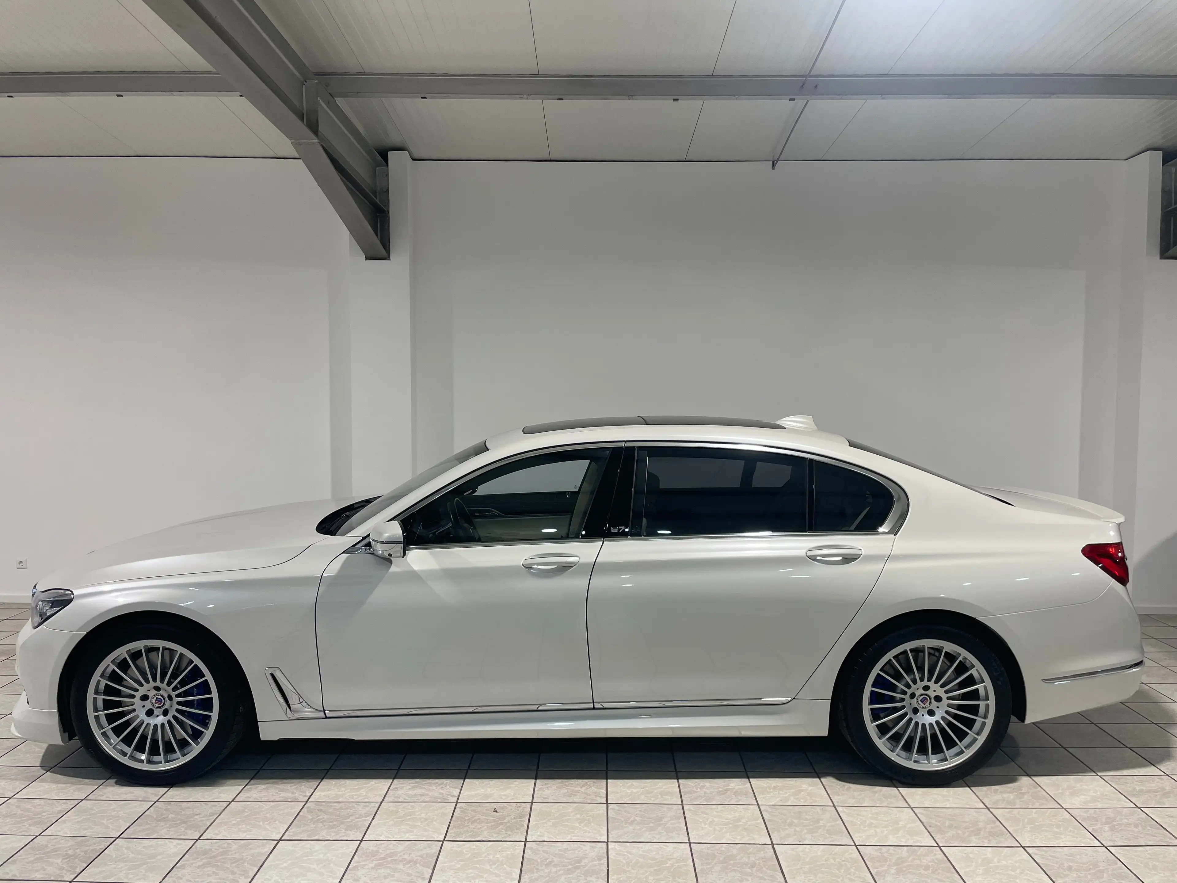 Alpina B7 B7 Biturbo — photo 3