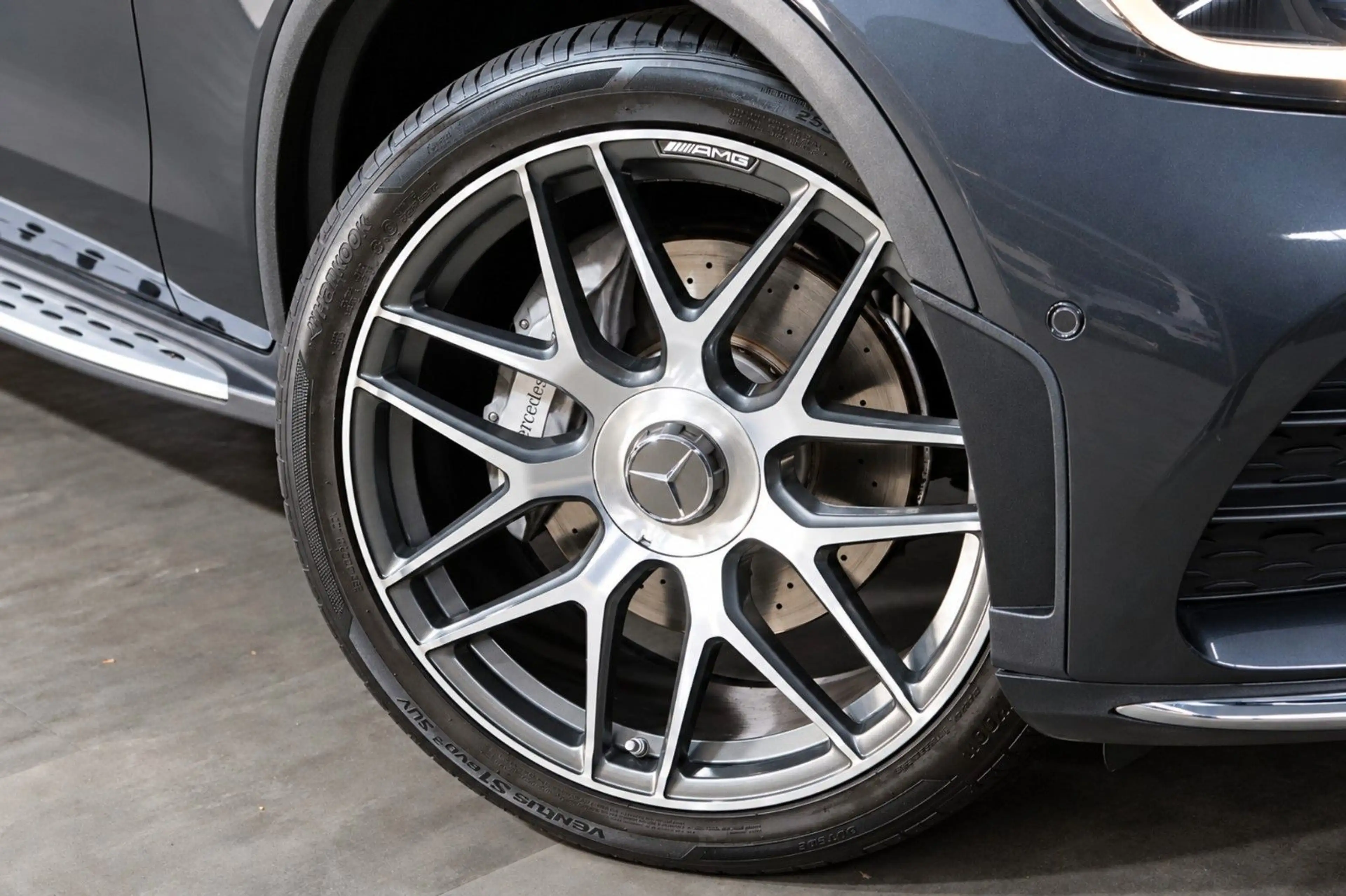 Mercedes-Benz GLC 300 GLC300 4Matic AMG*360°KAMERA*PANORAMA*MBUX*AHK* — photo 3