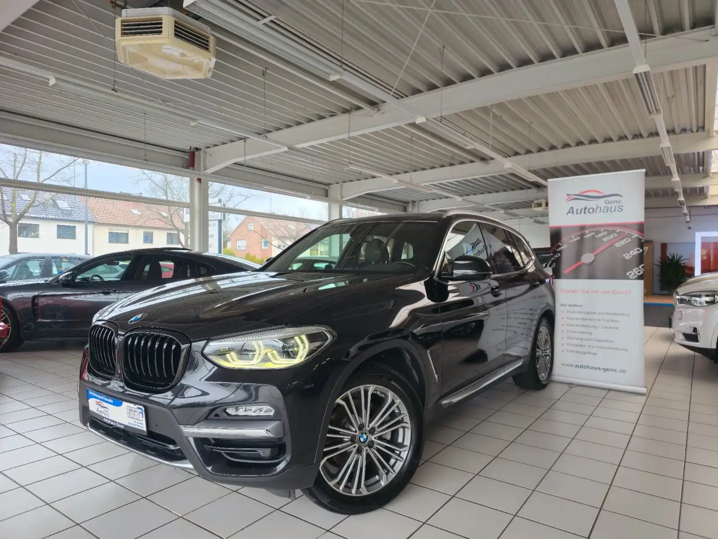BMW X3 xDrive20d Luxury Line Kamera 360 Panorama HUD Noir - 1