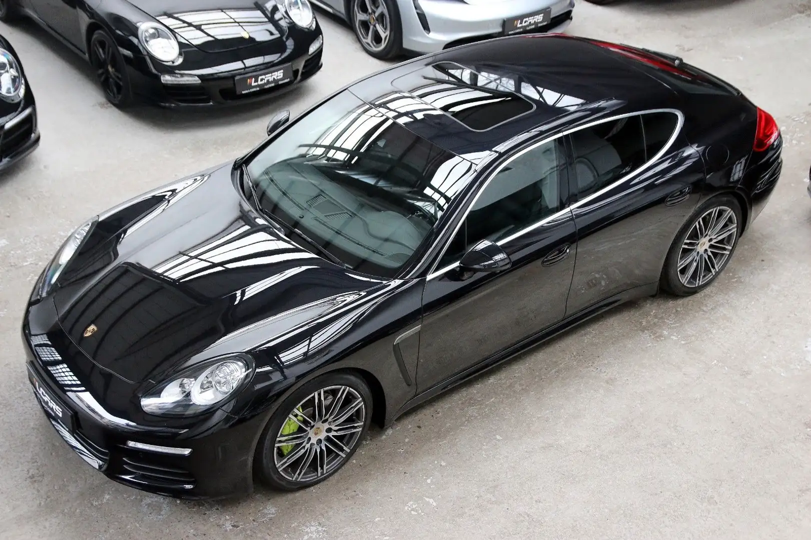 Porsche Panamera E-Hybrid S Schwarz - 1