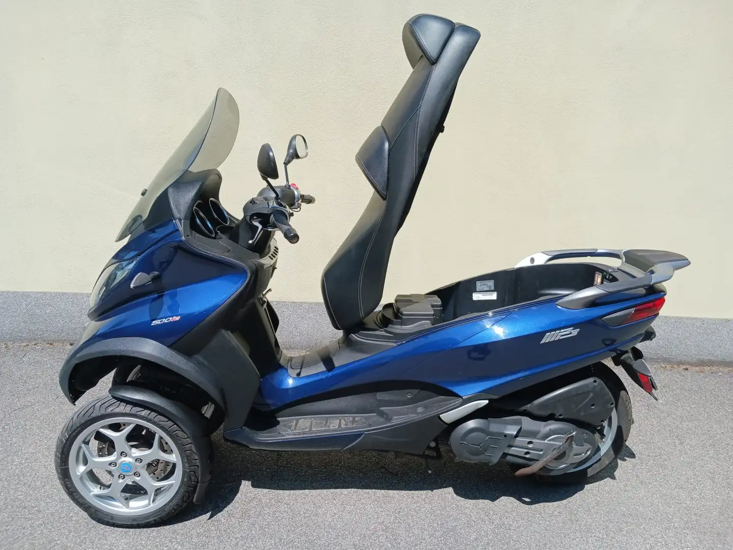 Piaggio MP3 500 Blue - 2