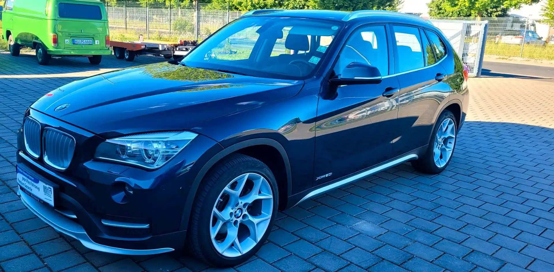 BMW X1 Baureihe X1 20 i xDrive/R.Cam/Tüv.Neu/Garanti Bleu - 1