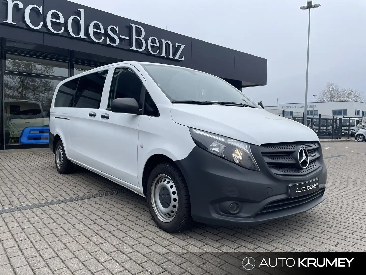 Mercedes-Benz Vito Tourer 114 CDI BlueTEC Pro extralang Klima Weiß - 2