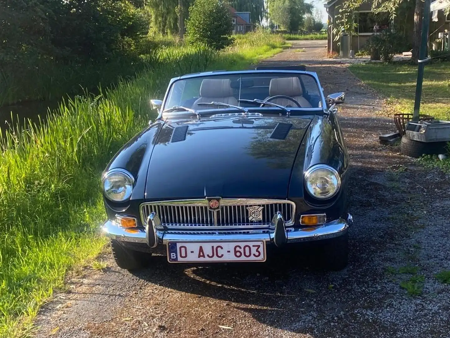 MG MGB 1800 cc met overdrive Bleu - 1