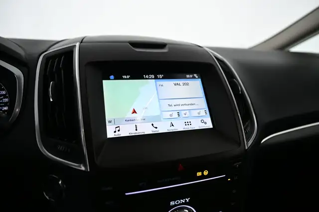 Ford S-Max view 22