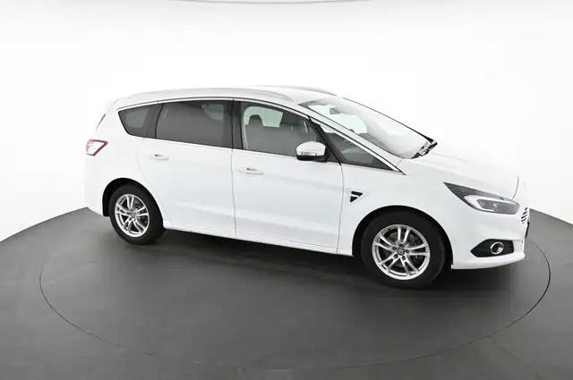 Ford S-Max view 8
