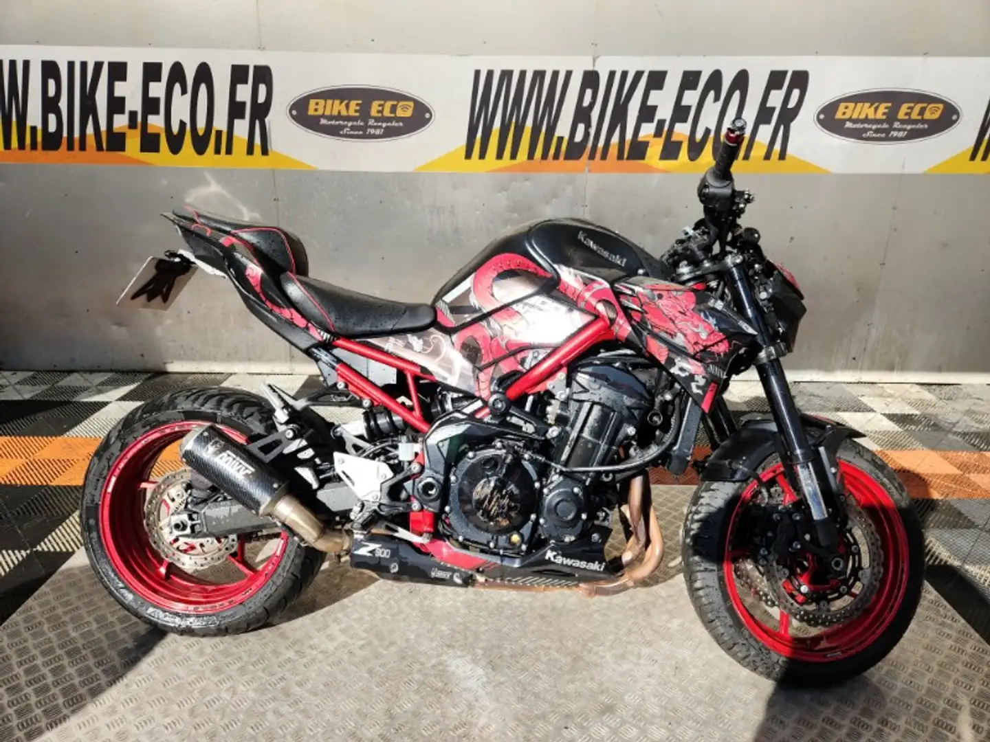 Kawasaki Z 900 Rojo - 1