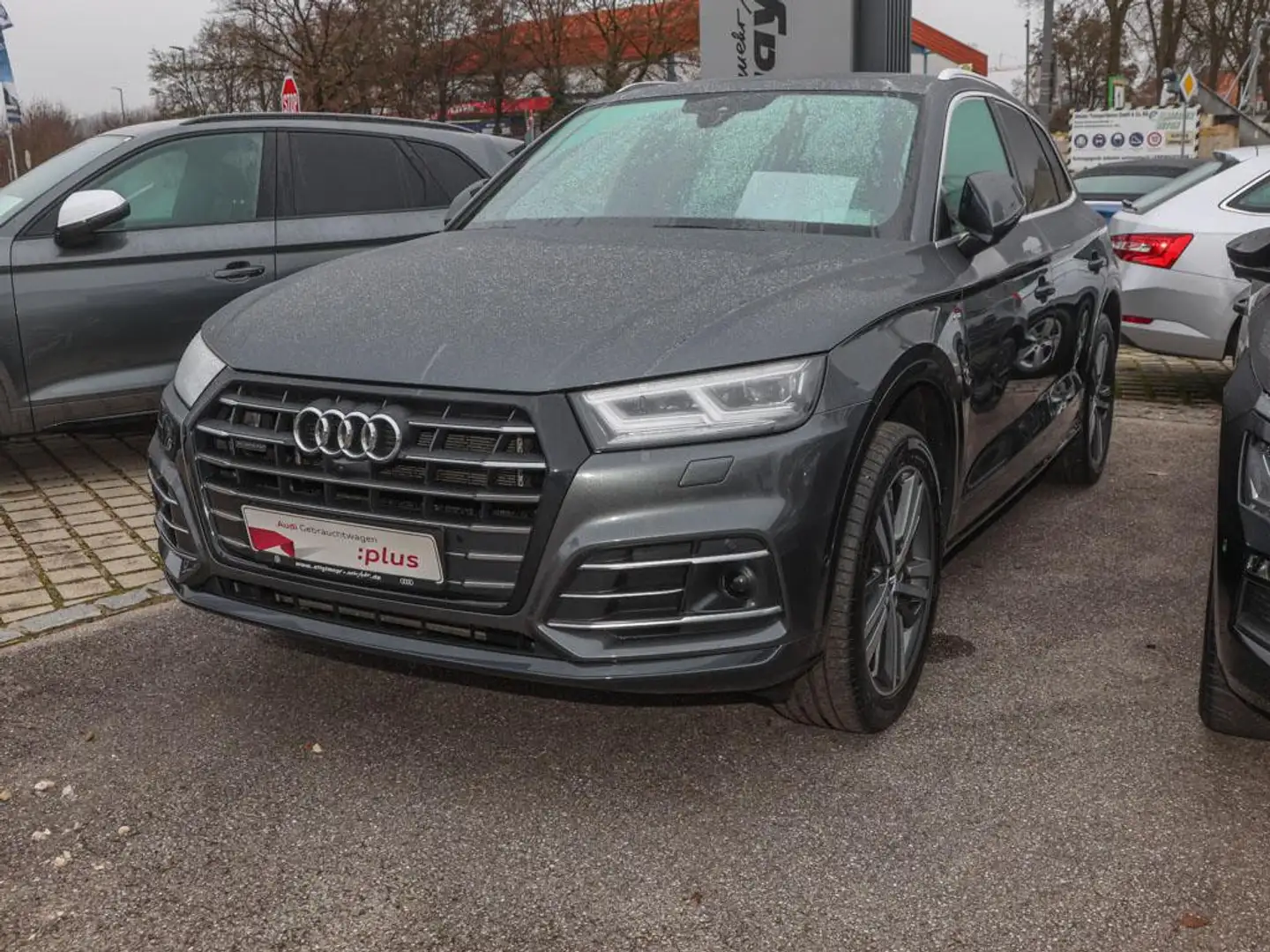 Audi Q5 sport 55TFSIe quattro ACC+AHK+B&O+MATRIX+NAVI Grau - 1
