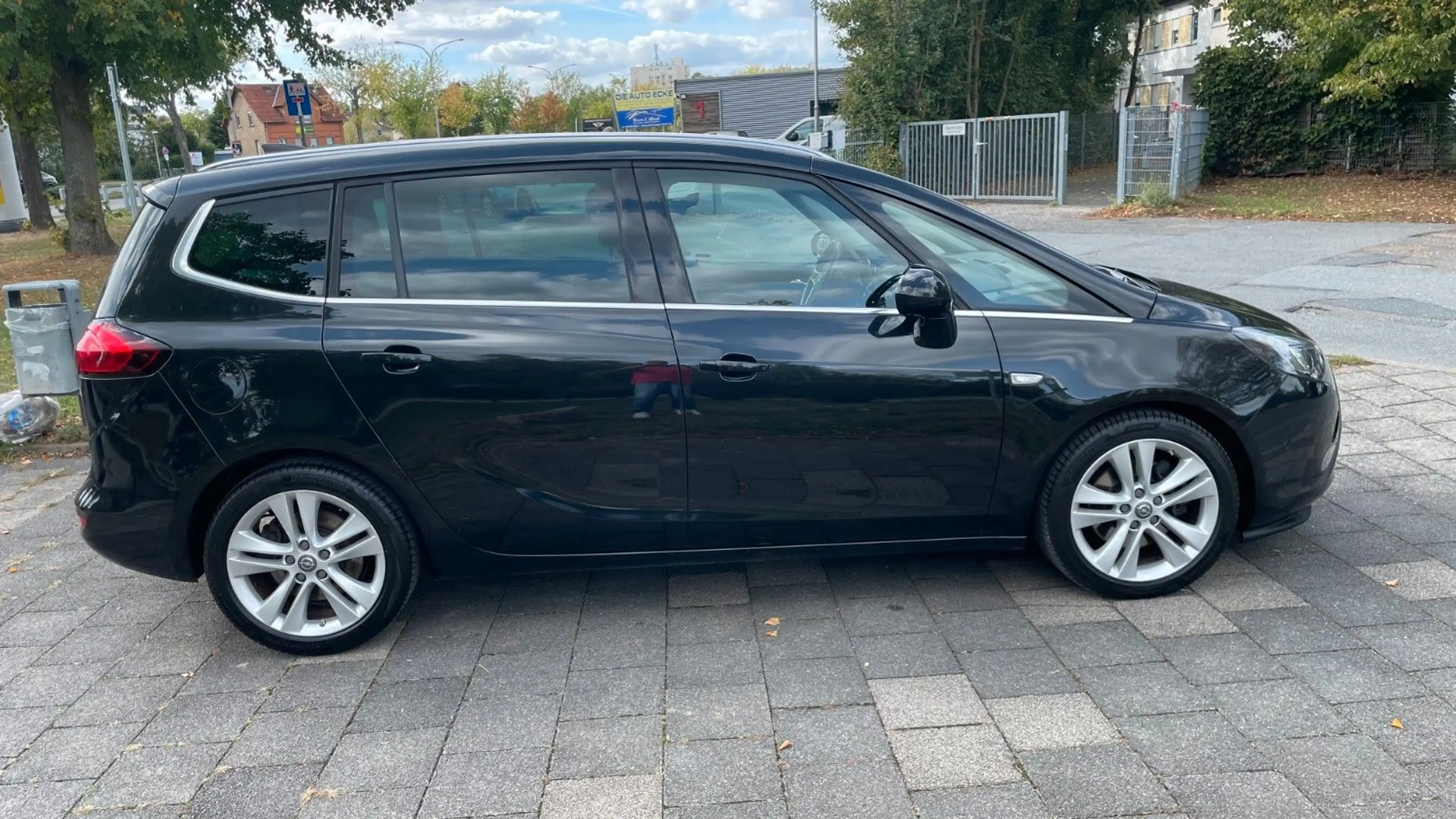 Opel Zafira Tourer Zafira C Tourer 2.0 CDTI / 7 Sitzer / Navi  AHK — photo 5