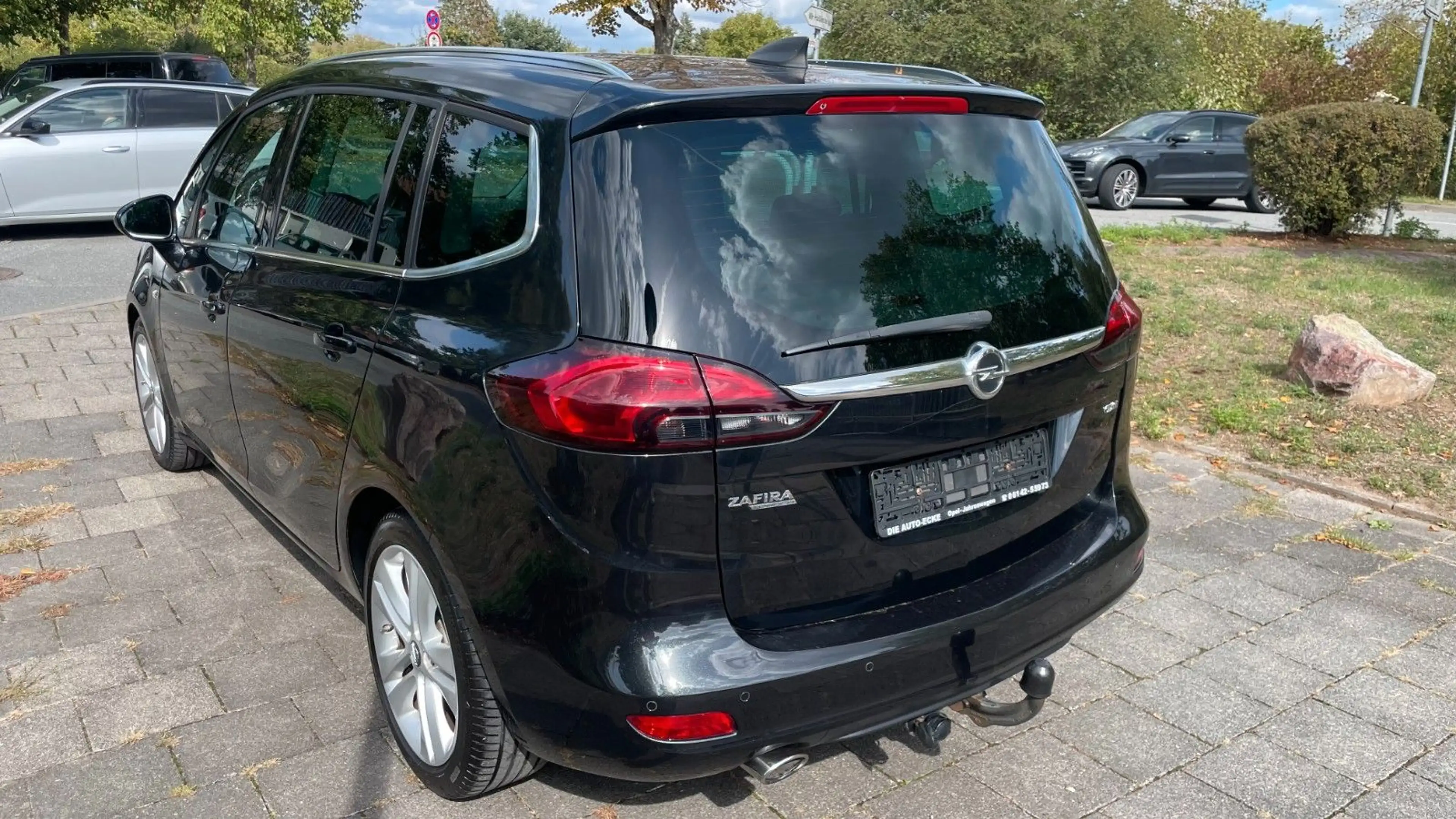 Opel Zafira Tourer Zafira C Tourer 2.0 CDTI / 7 Sitzer / Navi  AHK — photo 8