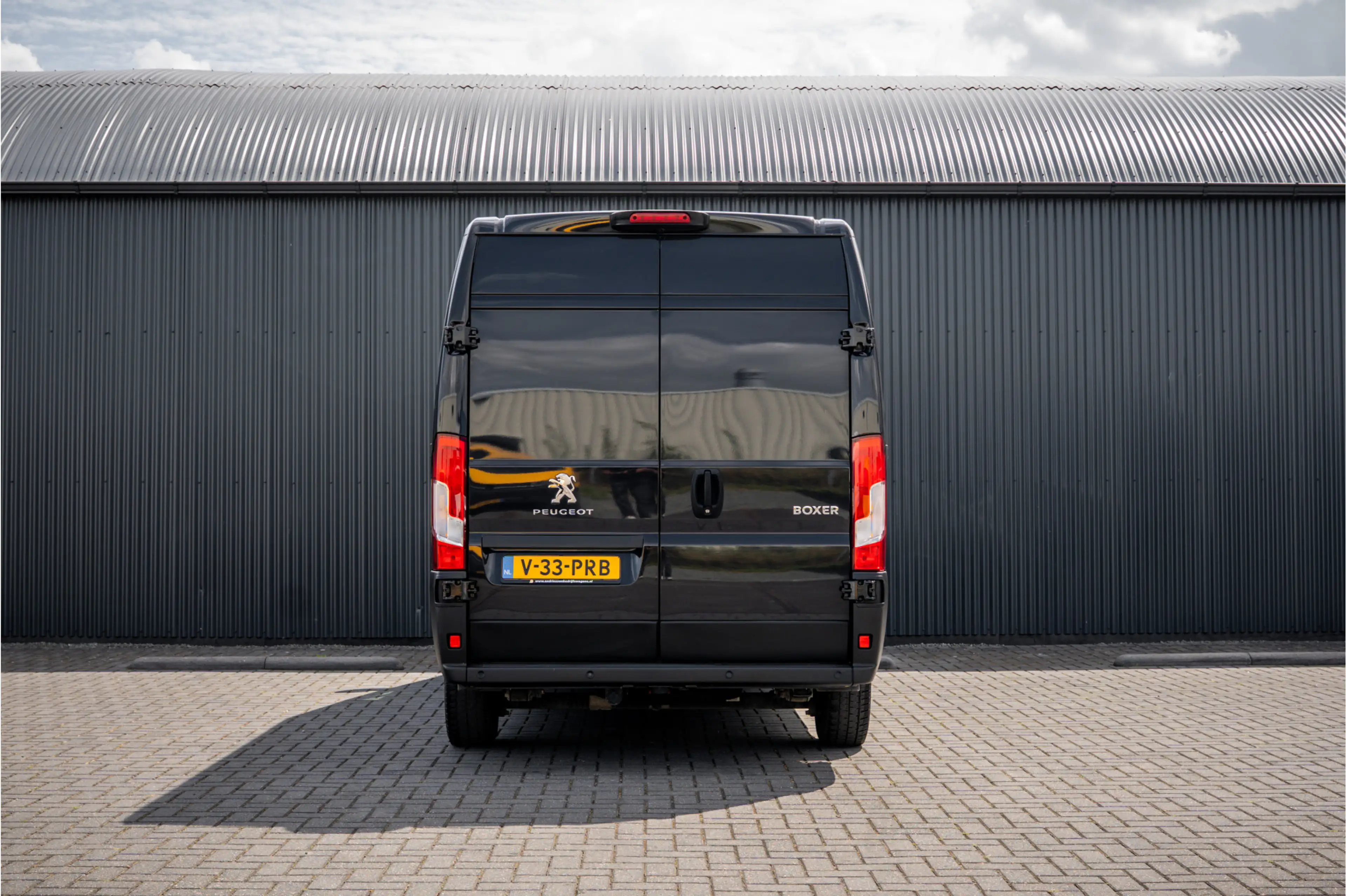 Peugeot Boxer 2.2 BlueHDi 140 L2H2 | 140 PK | 3-Zits | Cruise | — photo 9