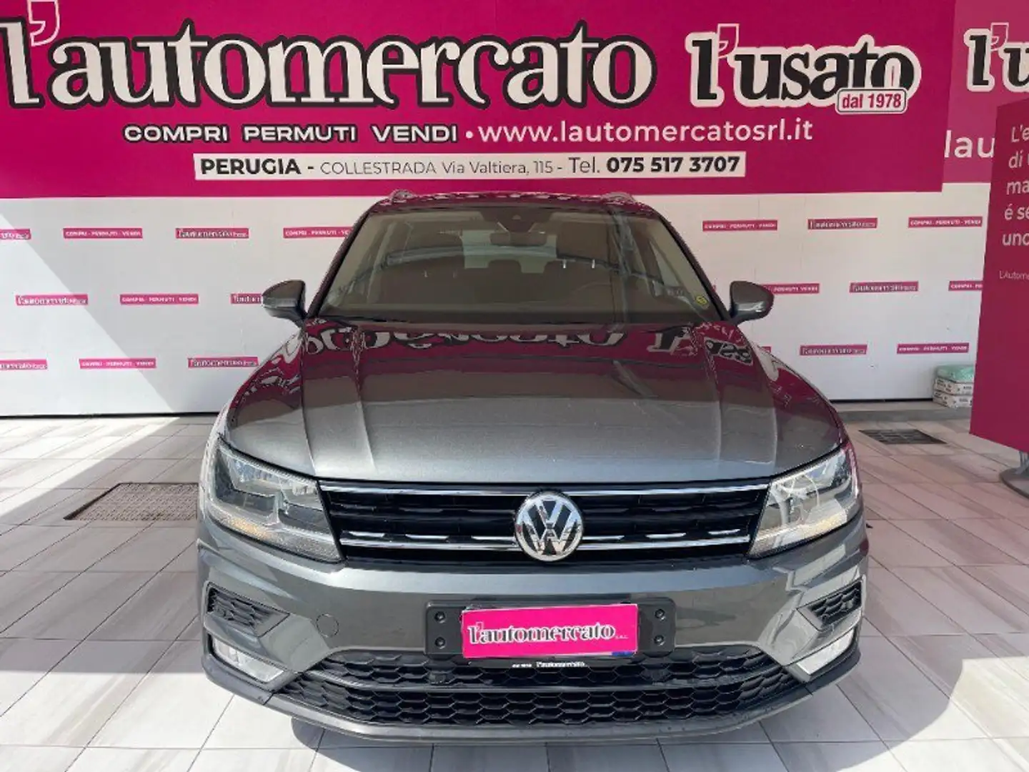 Volkswagen Tiguan Tiguan 2.0 TDI SCR Style BlueMotion Technology Grigio - 2