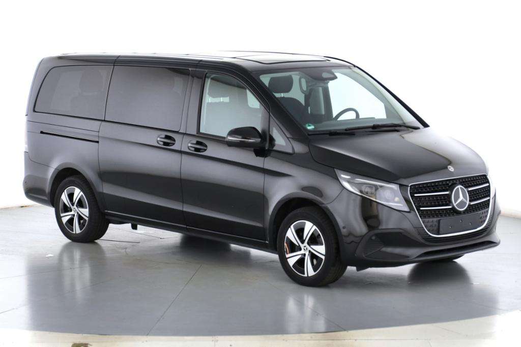 Mercedes-Benz V 220