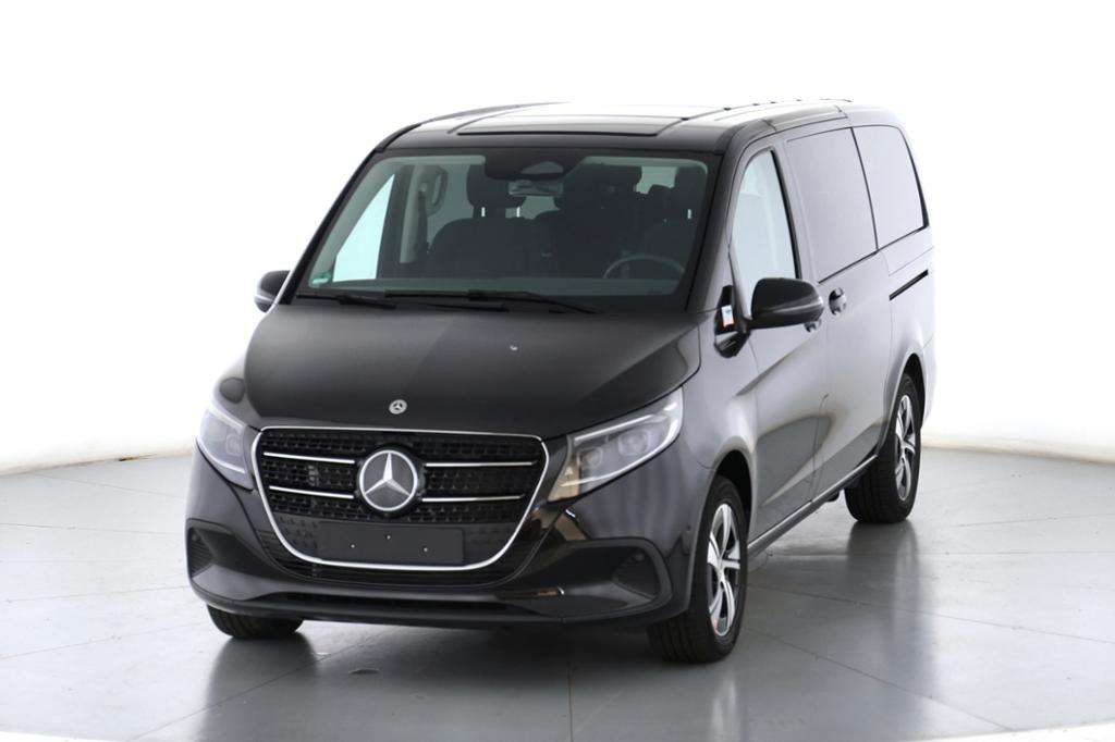Mercedes-Benz V 220