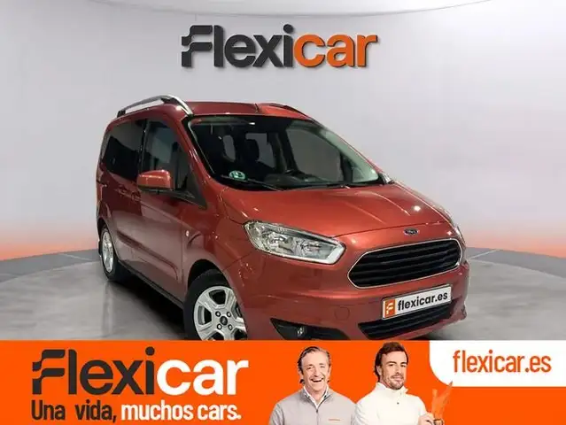 Ford Tourneo Courier 1.0 Ecoboost Titanium