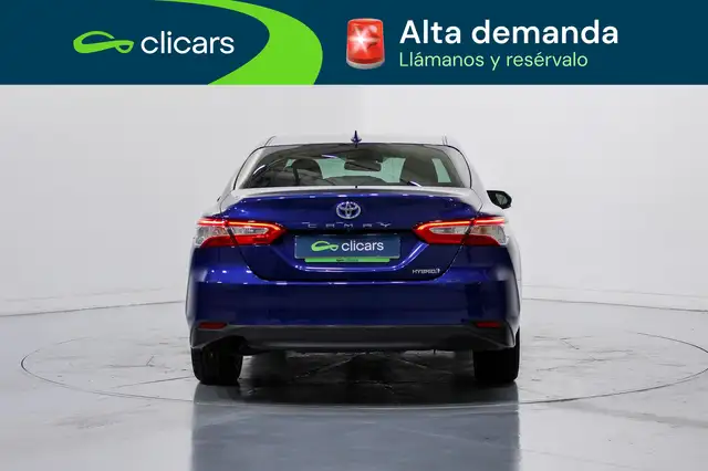 Toyota Camry view 4