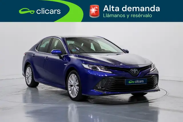 Toyota Camry view 3
