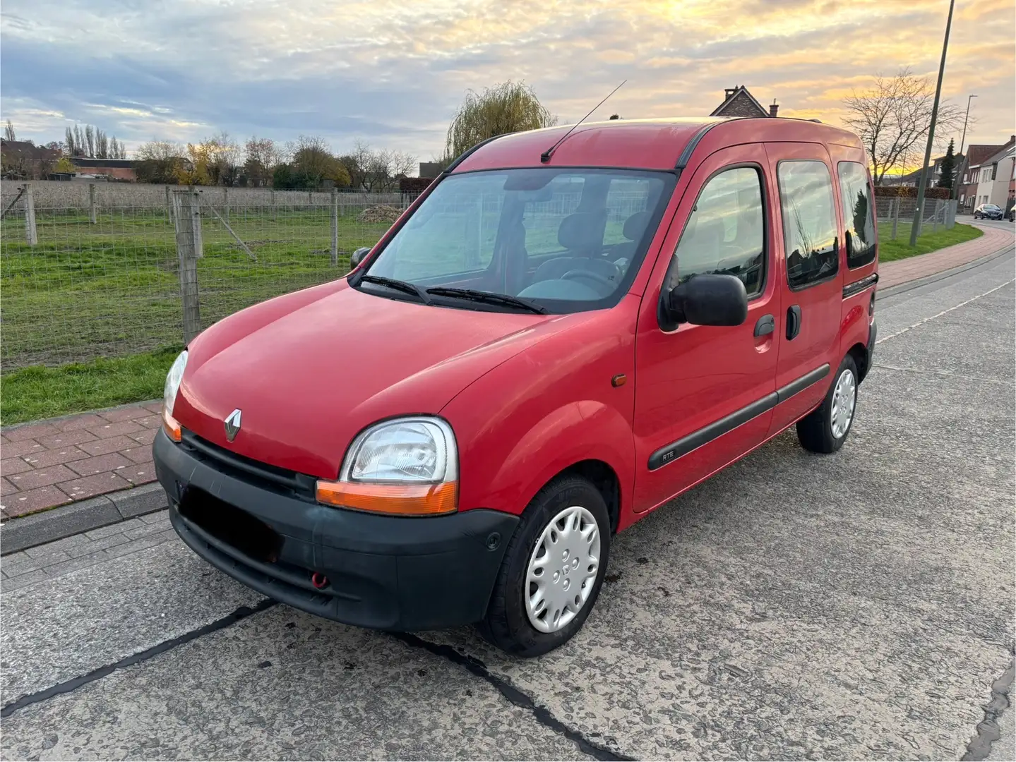Renault Kangoo 1.4i RTE Rouge - 1