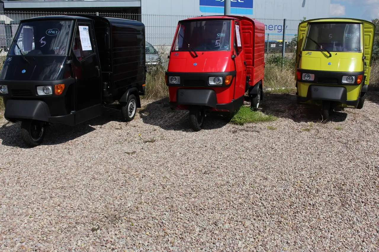 Piaggio Ape 2025