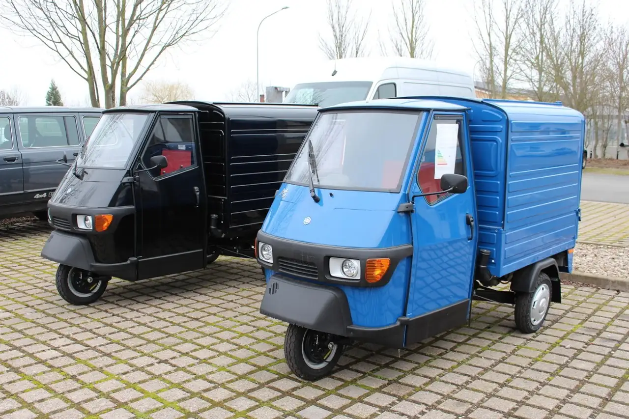 Piaggio Ape 2025