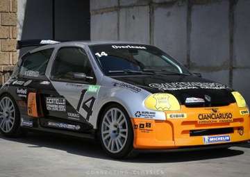 Clio V6 Trophy