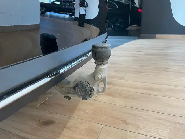 Mercedes-Benz E 300 de 4MATIC Limousine Navi Digital Light Ansicht 28