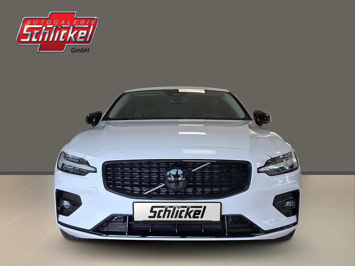 Volvo S60 B4 Plus Black Line Dark Navi ACC Leder Kamera Met. Weiß - 2