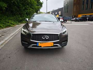 QX30 2.2d DCT AWD Premium Tech