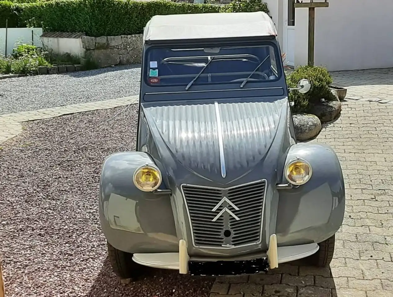 Citroen 2CV .