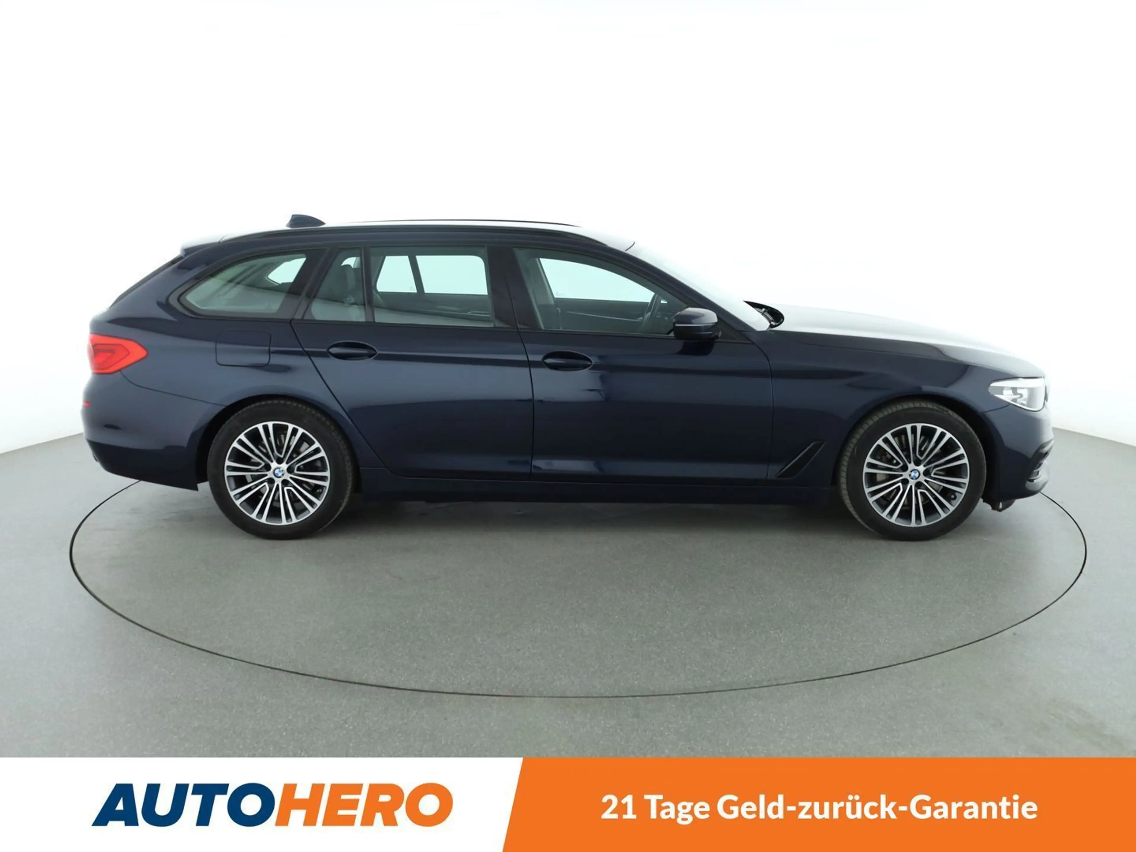 BMW 525 525d Sport Line Aut.*NAVI*LED*PDC*SHZ*ACC* — photo 7