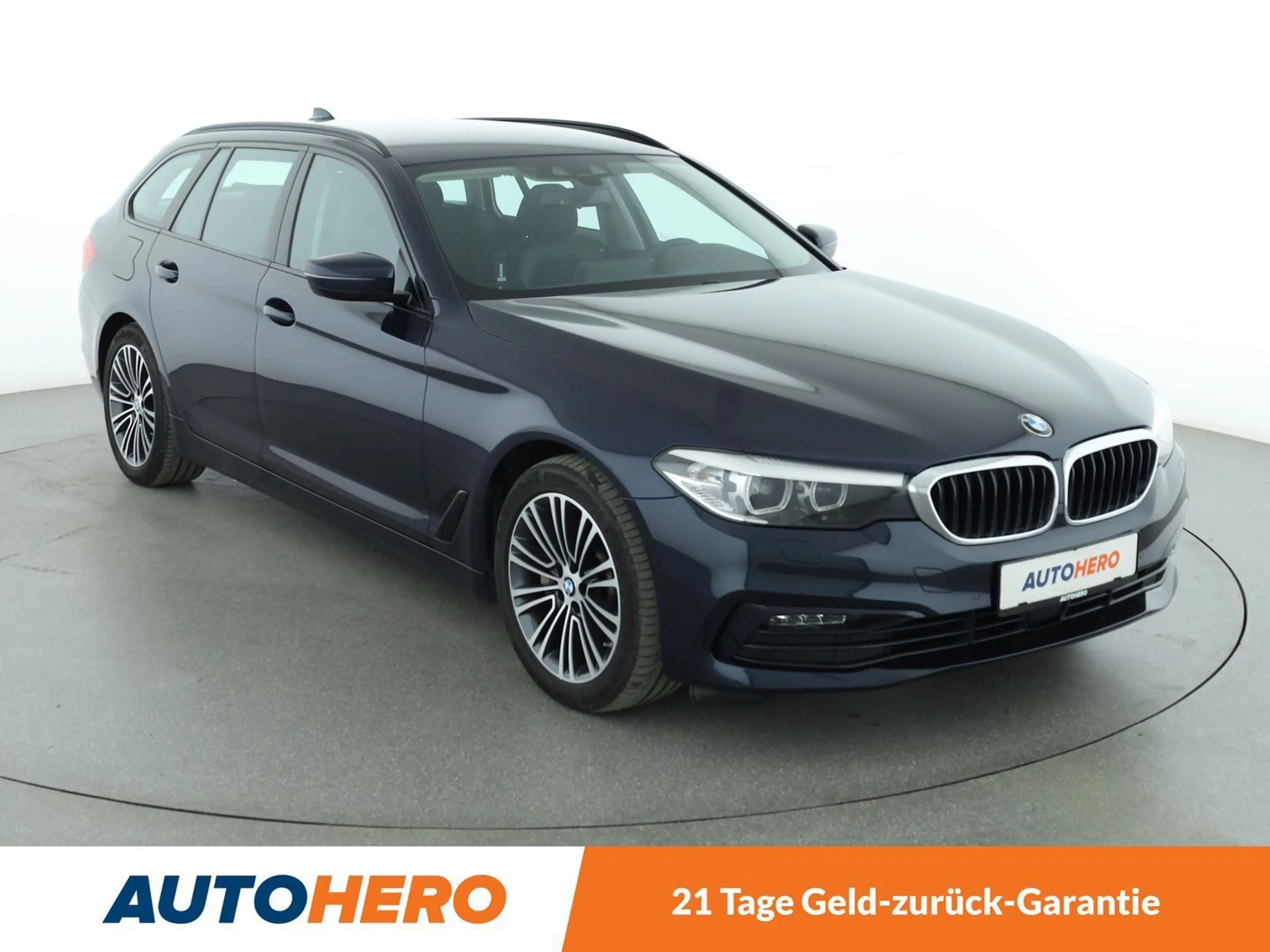 BMW 525 525d Sport Line Aut.*NAVI*LED*PDC*SHZ*ACC* — photo 8