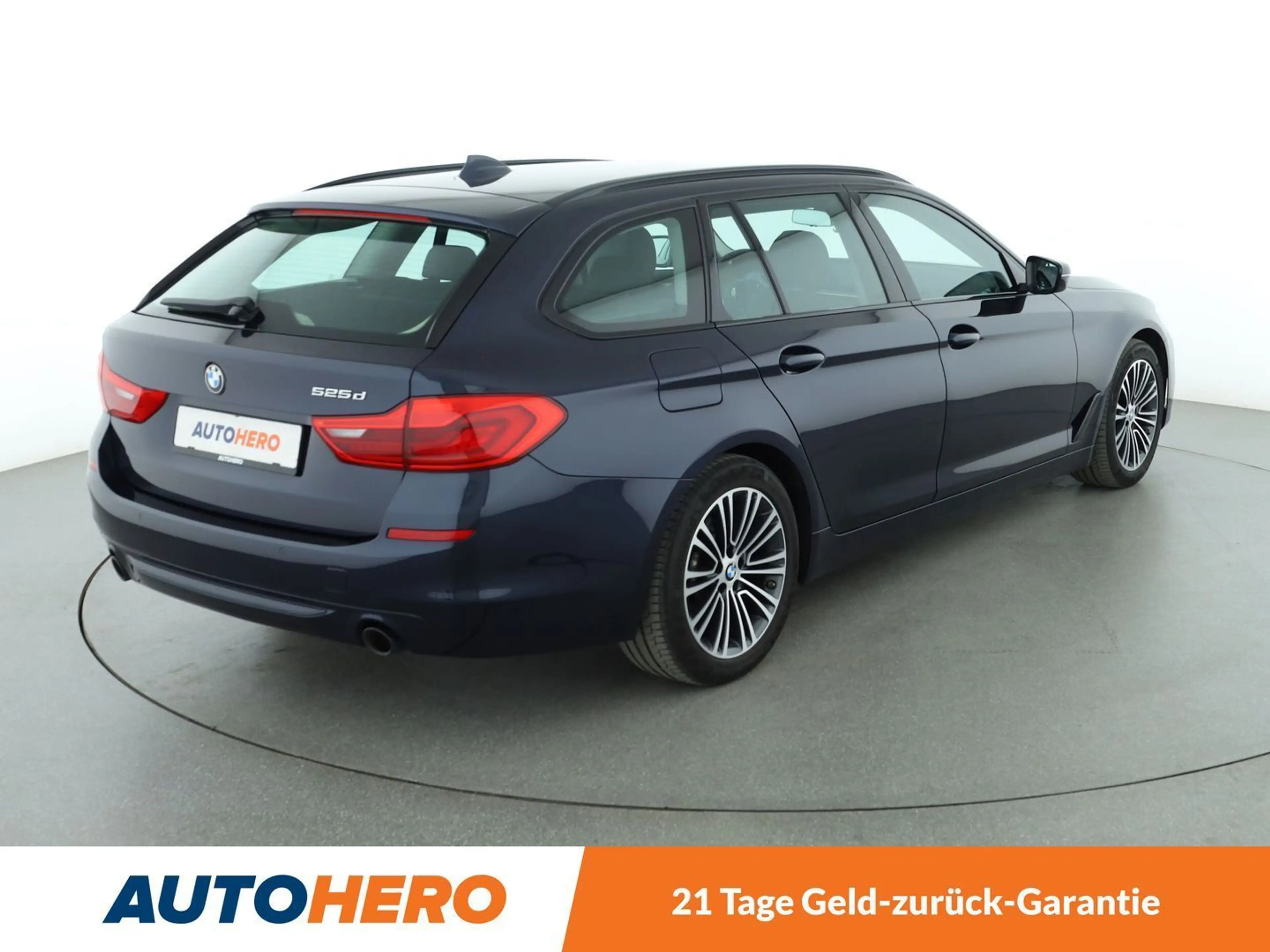BMW 525 525d Sport Line Aut.*NAVI*LED*PDC*SHZ*ACC* — photo 6