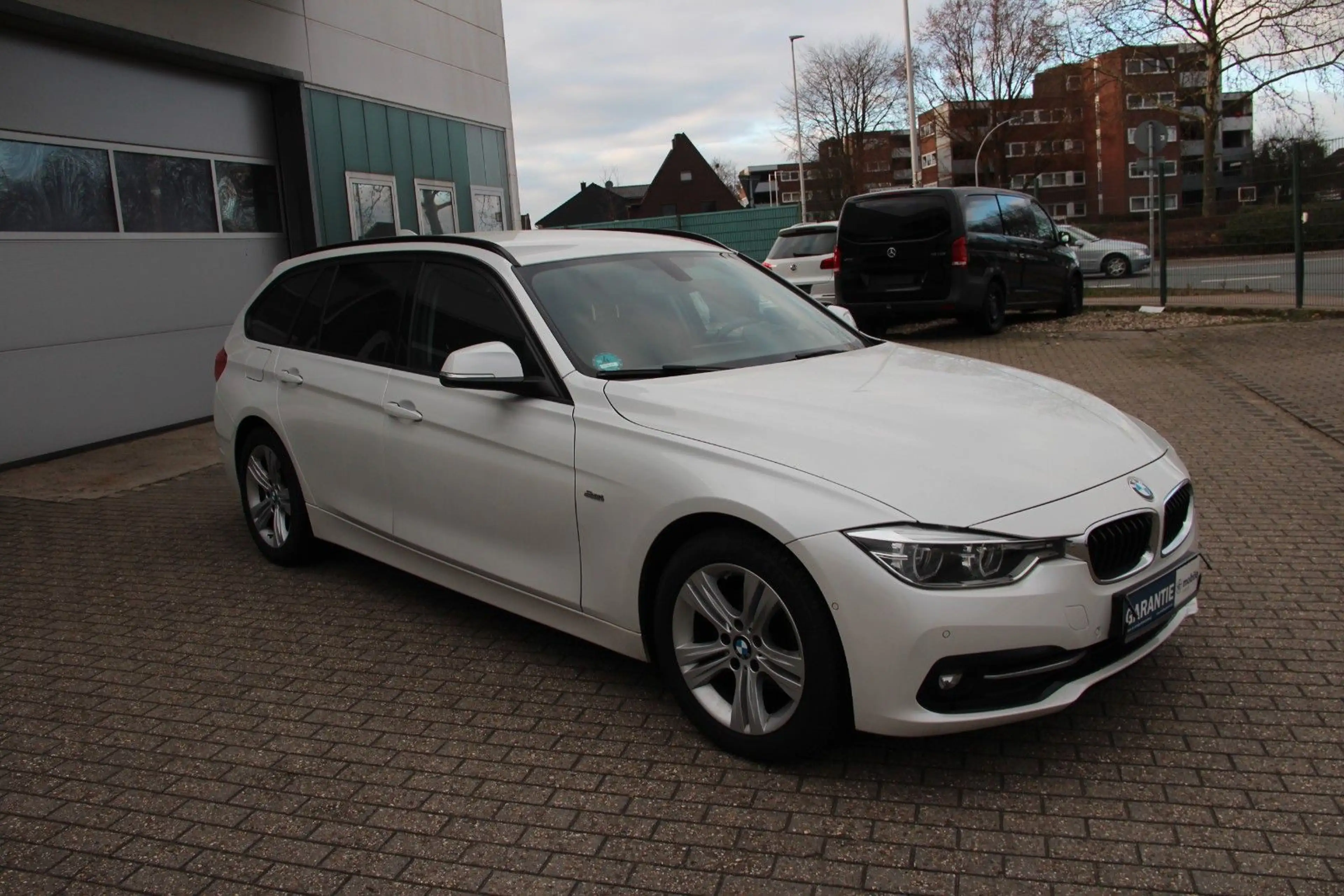 BMW 320 d T Sport Line, HUD, LED, RFK, Virtual — photo 7