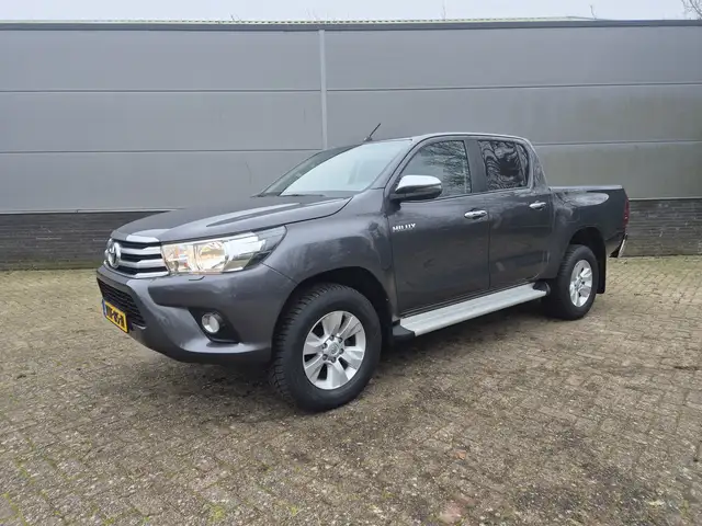 Toyota Hilux 2.4 D-4D Double Cab Professional Navigatie Achteru